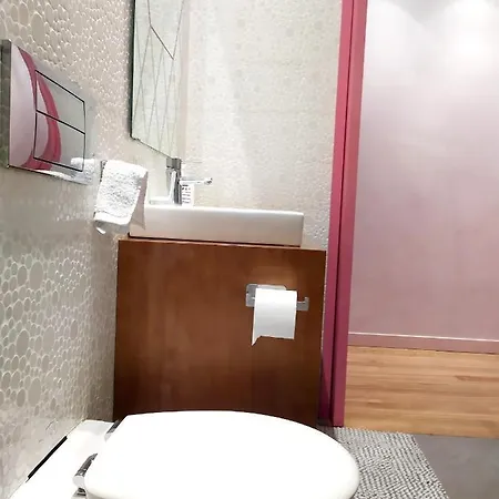 With One Bedroom In Bilbo With Wifi Apartament