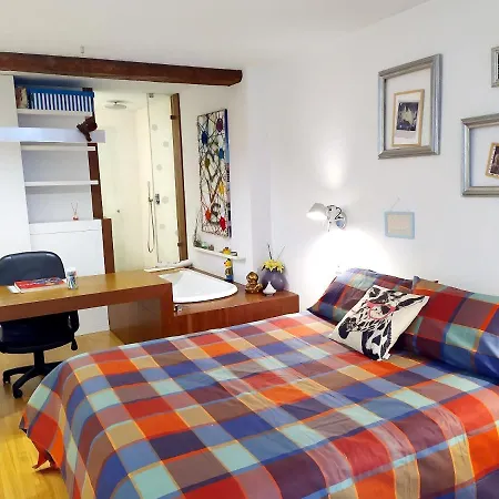 With One Bedroom In Bilbo With Wifi *