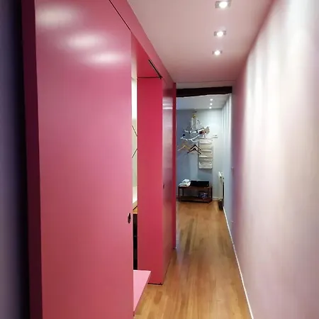 شقة With One Bedroom In Bilbo With Wifi بلباو